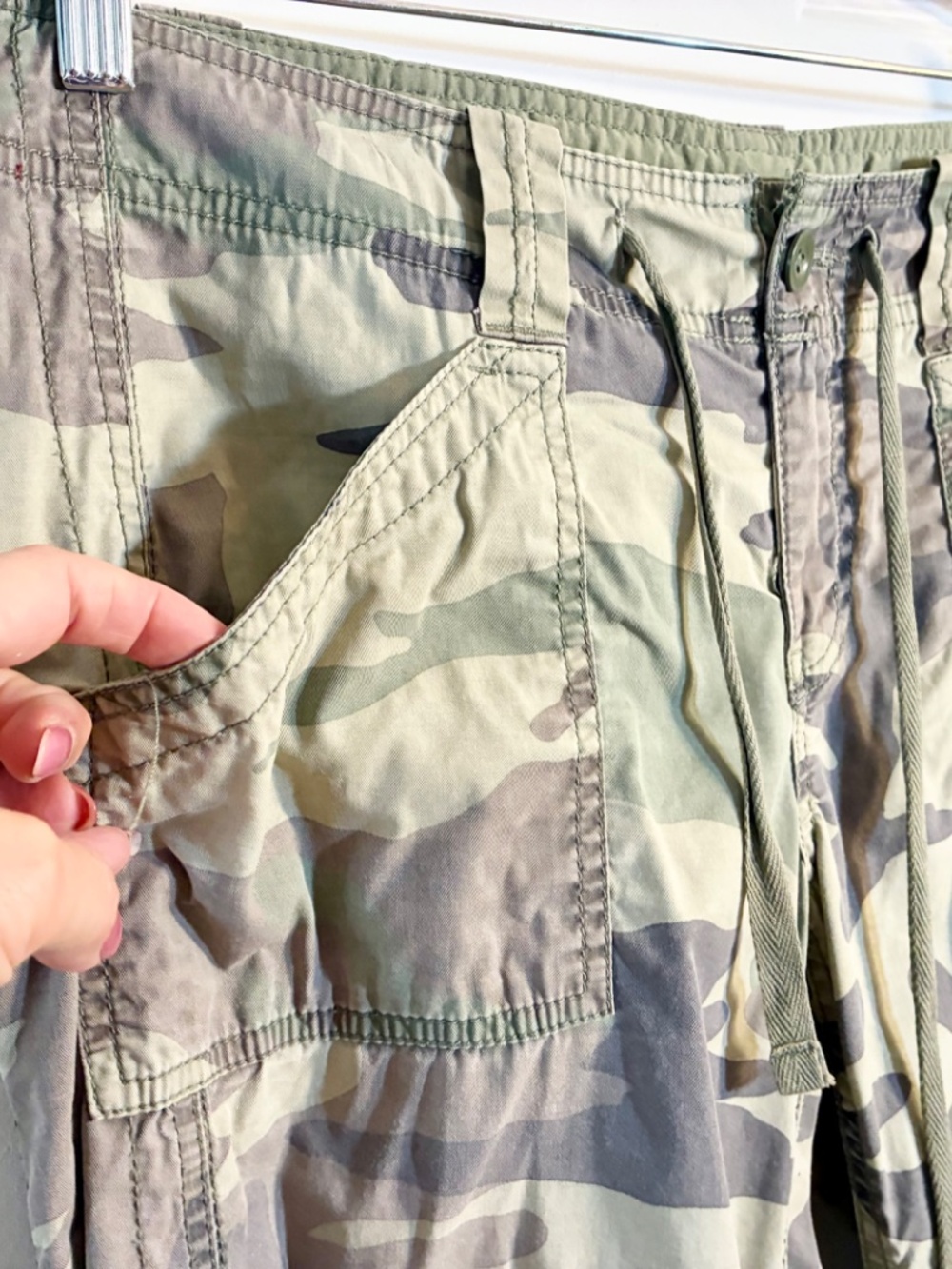 GAP Camo Pants - Picture 3 of 9